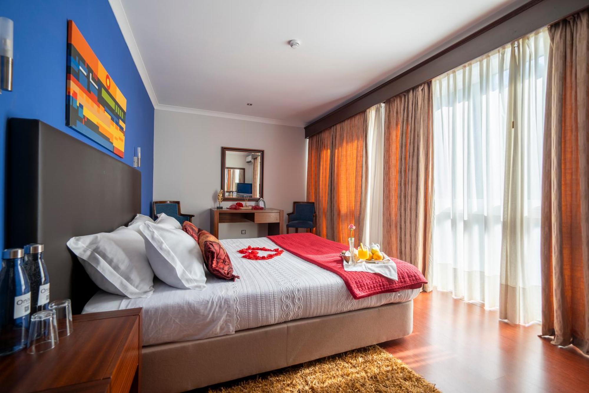 Hotel Onix Viseu Esterno foto
