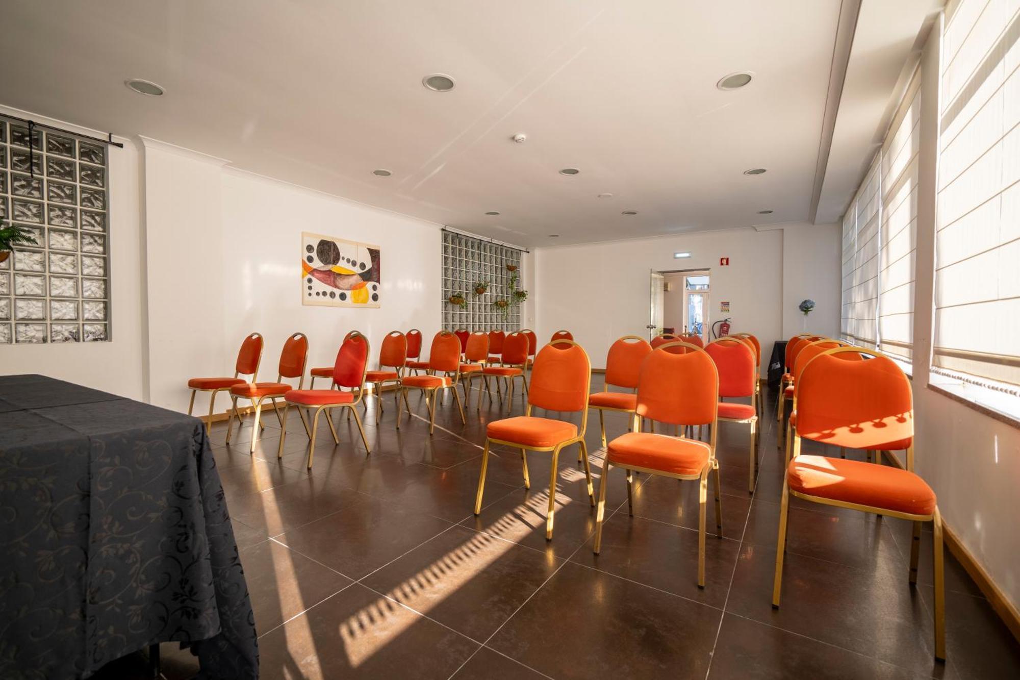 Hotel Onix Viseu Esterno foto