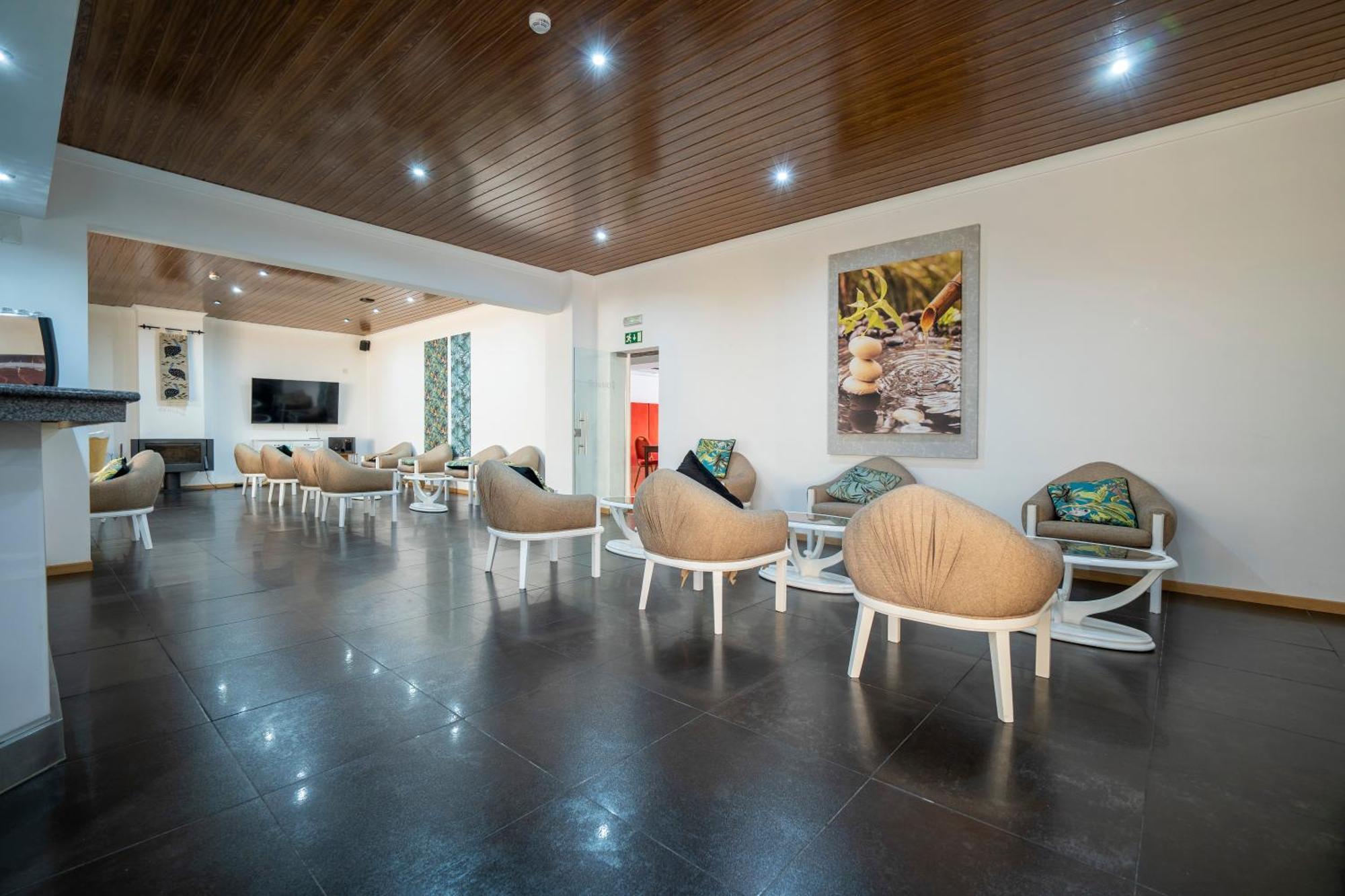 Hotel Onix Viseu Esterno foto