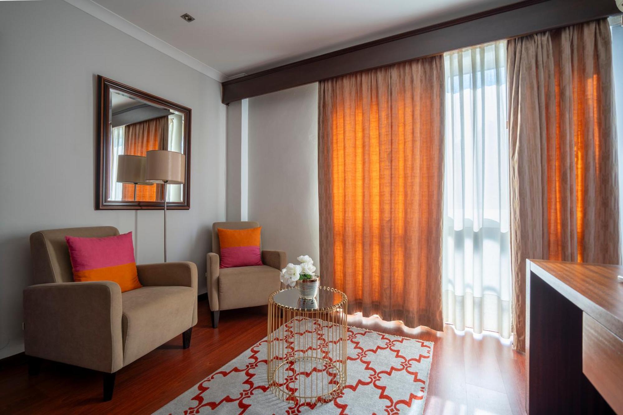 Hotel Onix Viseu Esterno foto