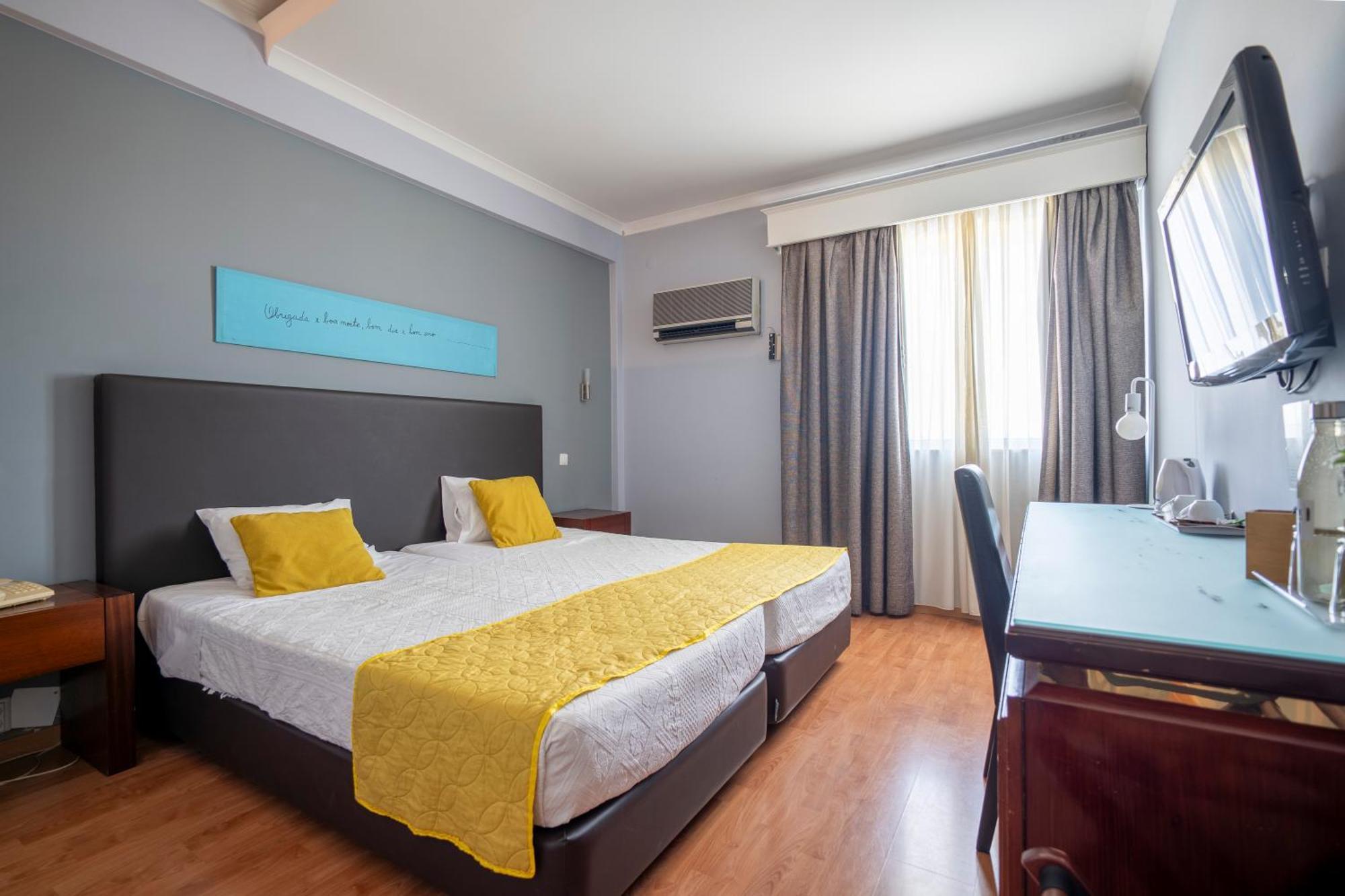 Hotel Onix Viseu Esterno foto