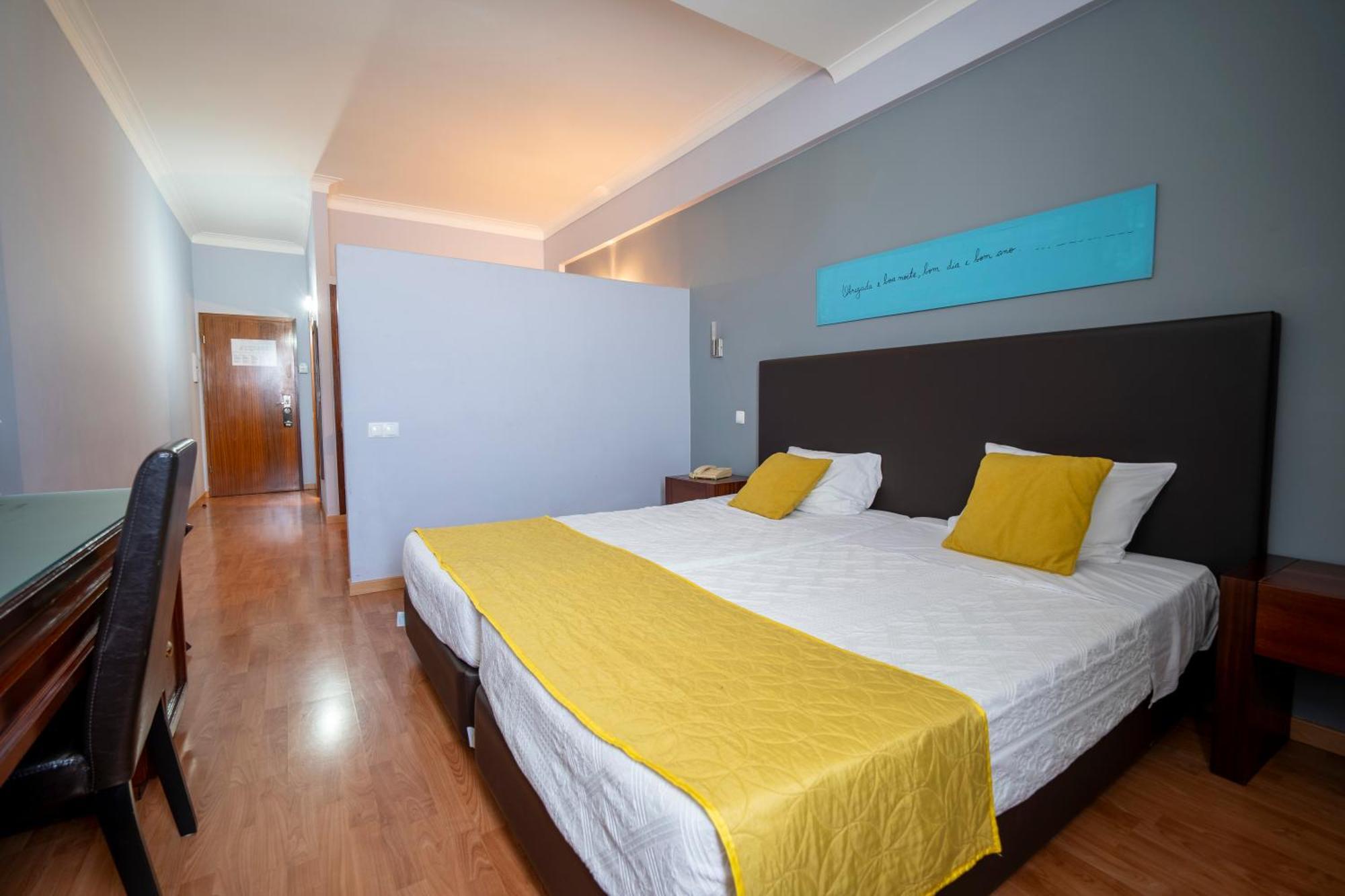 Hotel Onix Viseu Esterno foto